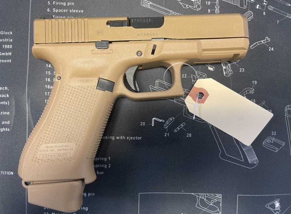 Glock 19 Gen 4 Full FDE — image 2